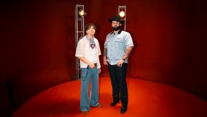 La Morrita Lyrics - Xavi, Carin León