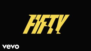 Fifty Fifty Lyrics - Kenia Os, Lola Indigo - Lyric Version
