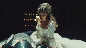 Heartless Lyrics - Isabel van Gelder